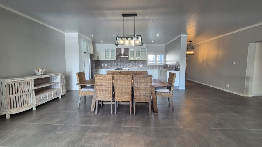4 Bedroom Property for Sale in Myburgh Park Western Cape
